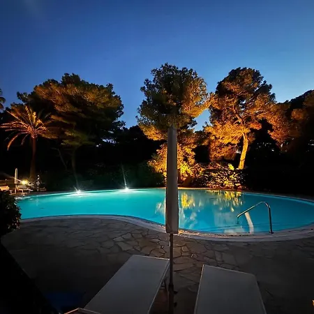 Giens T3, Air-conditioned, Ground Floor, Garden, Direct Access Apartament Hyères