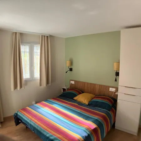 Apartament Giens T3, Air-conditioned, Ground Floor, Garden, Direct Access *